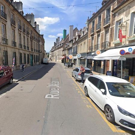 Grand T1 Au Calme - Dijon Centre Apartman Kültér fotó