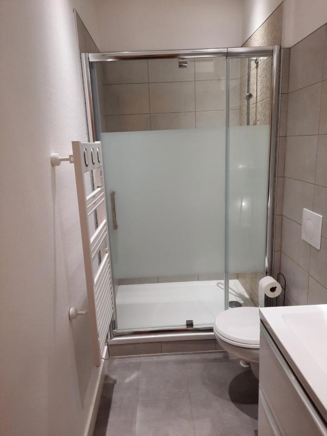 Grand T1 Au Calme - Dijon Centre Apartman Kültér fotó